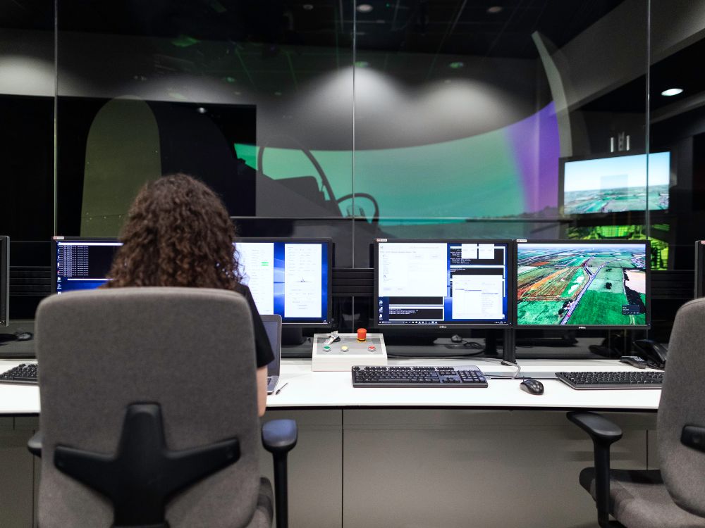 O VPS é um servidor físico dividido em várias partes virtuais independentes